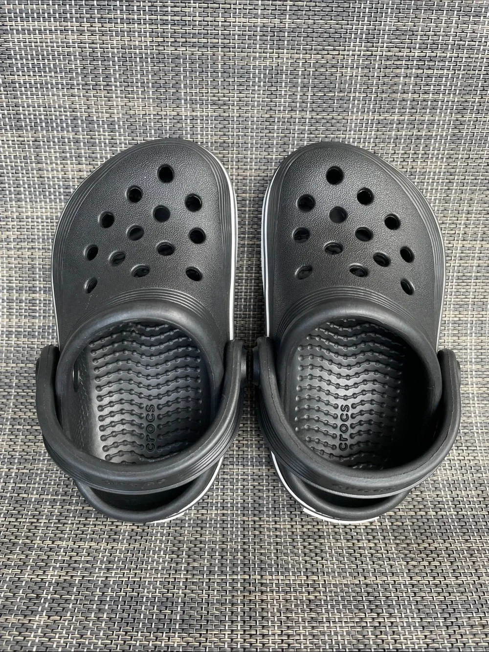 CROCS Kids Off Court Clogs black and white Slip-on Sandals Shoes Infant size 5